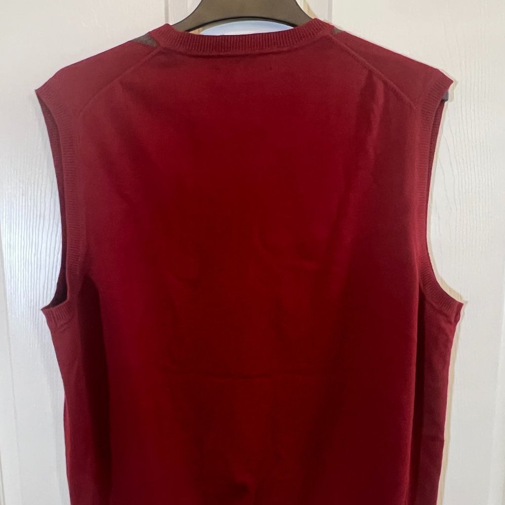 Golf sleeveless sweater red with design